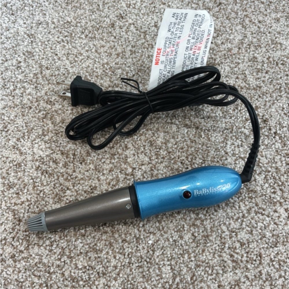 BaByliss Pro Titanium Nano 1” Mini Tapered Curling Wand. GREAT CONDITION!